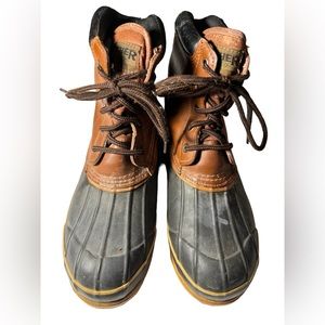 Vintage Women’s Brown & Green Size 6 Rain Boots Weather Express Steel Shank